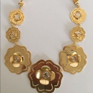 Handmade Bronce 24K Plated Collar-Flowers Design